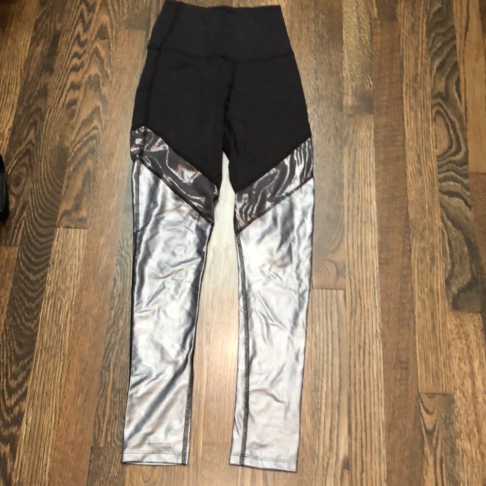 Beyond Yoga Anniversary Edition leggings